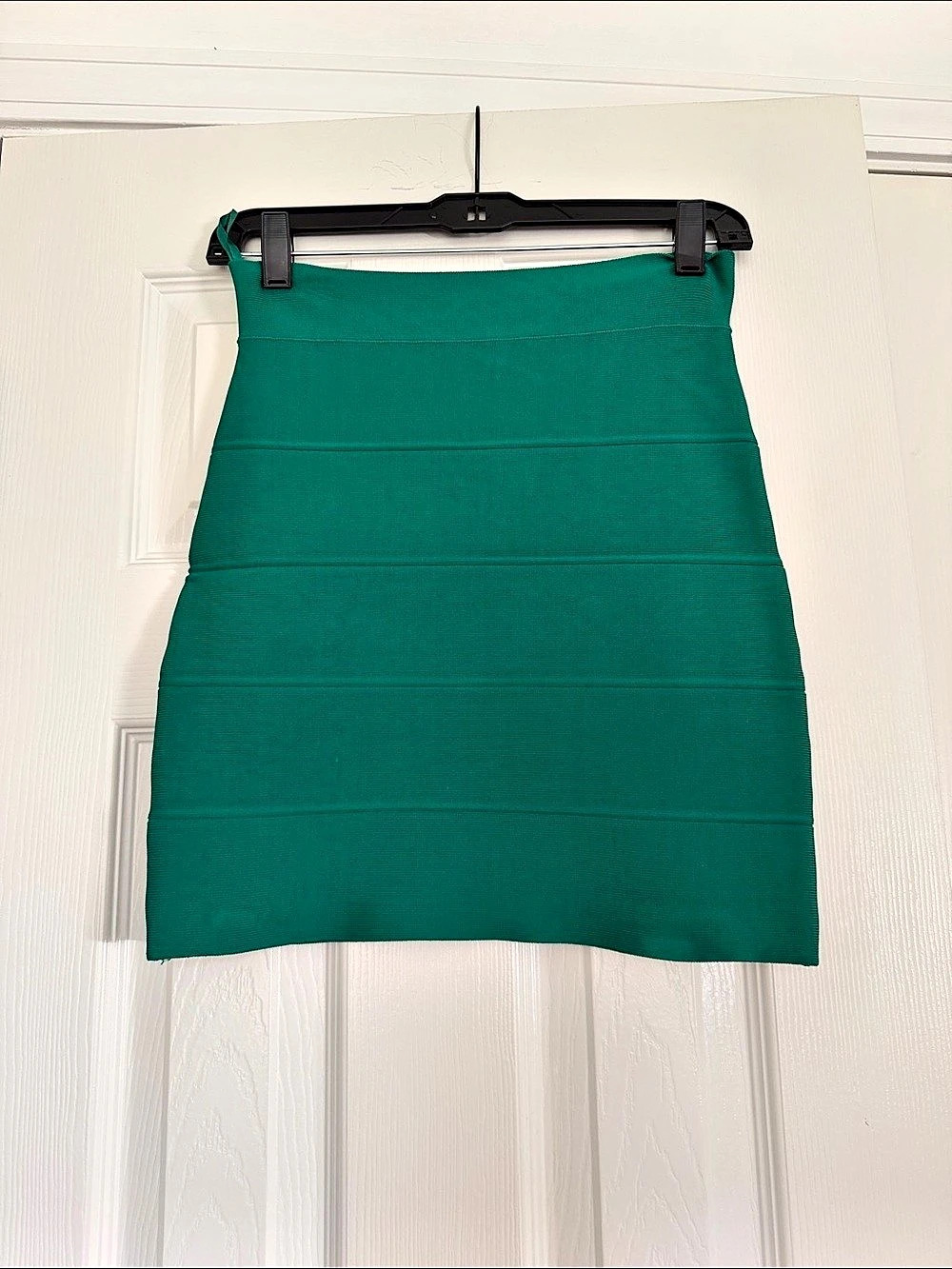BCBGMAXAZRIA Green Mini Skirt Like New